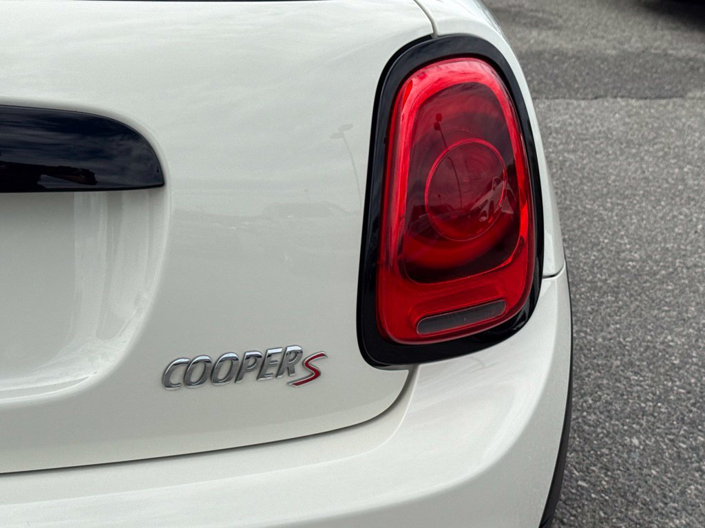 Used 2015 MINI Cooper S FWD image 14
