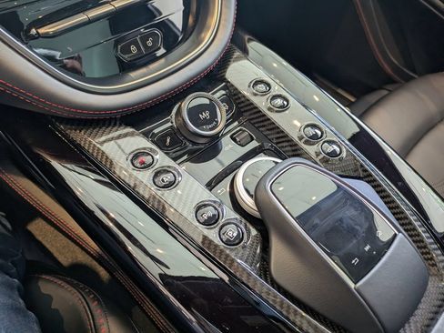 Used 2024 Aston Martin DBX 707 AWD/4WD image 34
