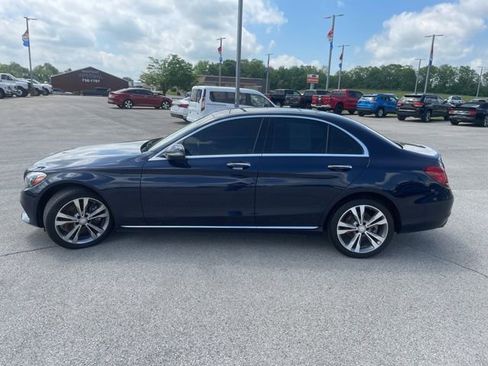 Used 2017 Mercedes-Benz C 300 4MATIC Sedan image 5