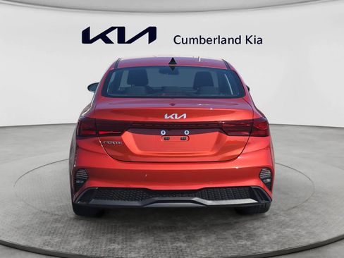 Used 2022 Kia Forte LXS FWD image 4