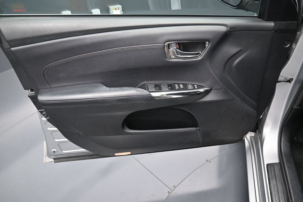 Used 2016 Toyota Avalon XLE FWD image 11