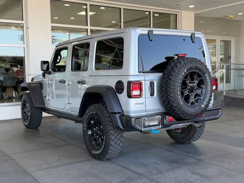 Used 2023 Jeep Wrangler Unlimited AWD/4WD image 9