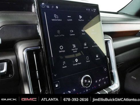 Used 2025 GMC Yukon Denali AWD/4WD image 15