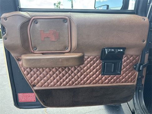 Used 2001 HUMMER H1 4-Door Open Top image 13