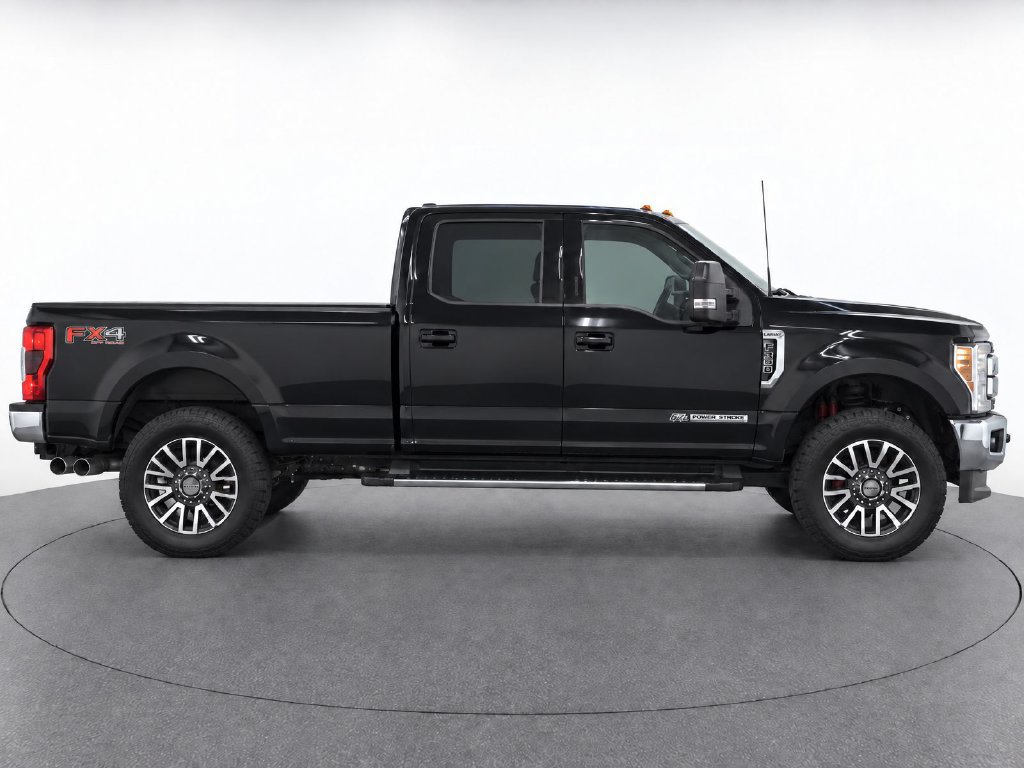 Used 2017 Ford F350 Lariat w/ Lariat Ultimate Package AWD/4WD image 2