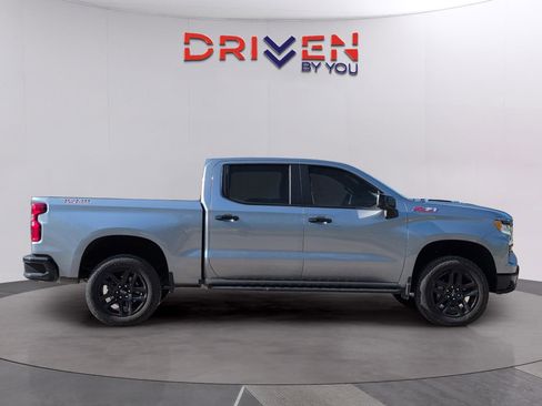 Used 2025 Chevrolet Silverado 1500 LT Trail Boss w/ Convenience Package II image 6