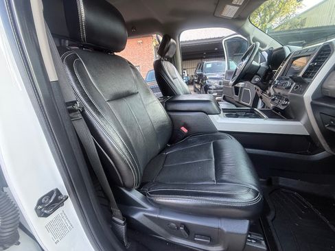 Used 2020 Ford F250 Lariat AWD/4WD image 19
