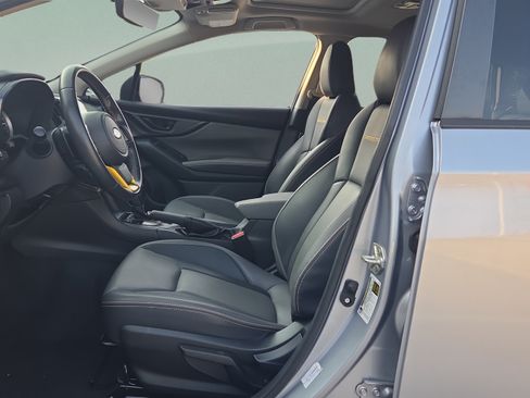 Used 2022 Subaru Crosstrek 2.5i Sport w/ Moonroof Package AWD/4WD image 9