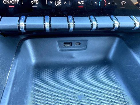 Used 2026 GMC Terrain Elevation FWD image 31