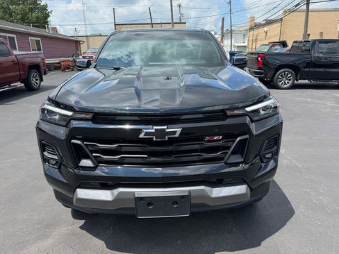Used 2023 Chevrolet Colorado Z71 w/ Z71 Convenience Package 2 AWD/4WD image 2
