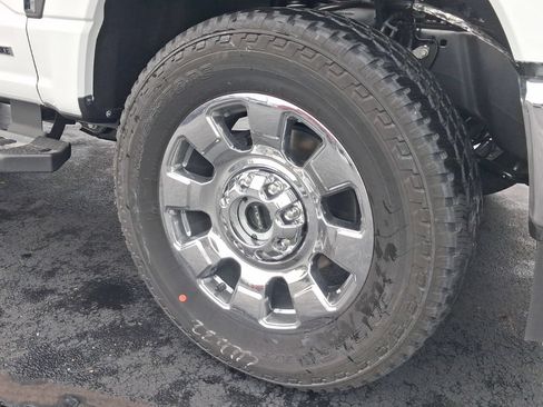 New 2026 Ford F350 Lariat w/ Lariat Premium Package AWD/4WD image 24
