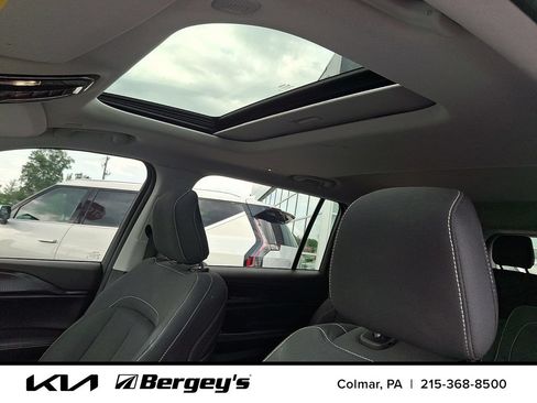 Used 2023 Jeep Grand Cherokee L Laredo AWD/4WD image 18