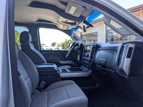 Used 2015 Chevrolet Silverado 2500 LT w/ Z71 Package, Off-Road image 20