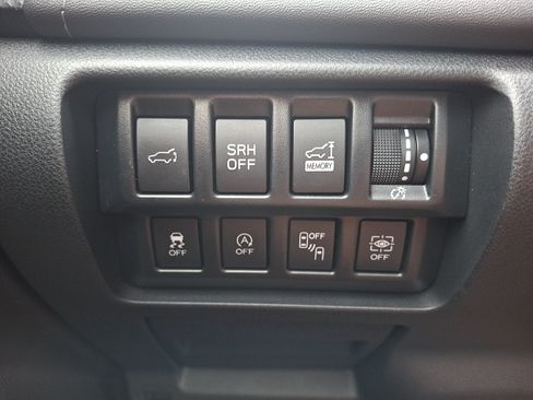 Used 2021 Subaru Forester Touring AWD/4WD image 27