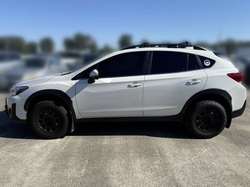 Used 2023 Subaru Crosstrek 2.5i Limited AWD/4WD image 5