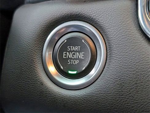 Certified 2024 GMC Canyon Elevation w/ Convenience Package image 17