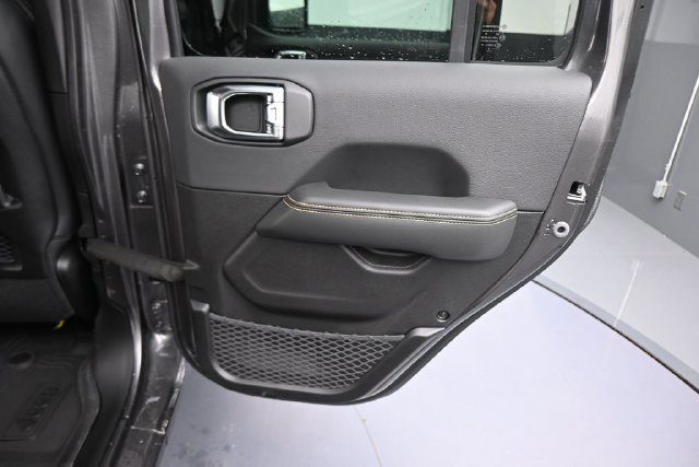 New 2026 Jeep Gladiator Sport AWD/4WD image 21