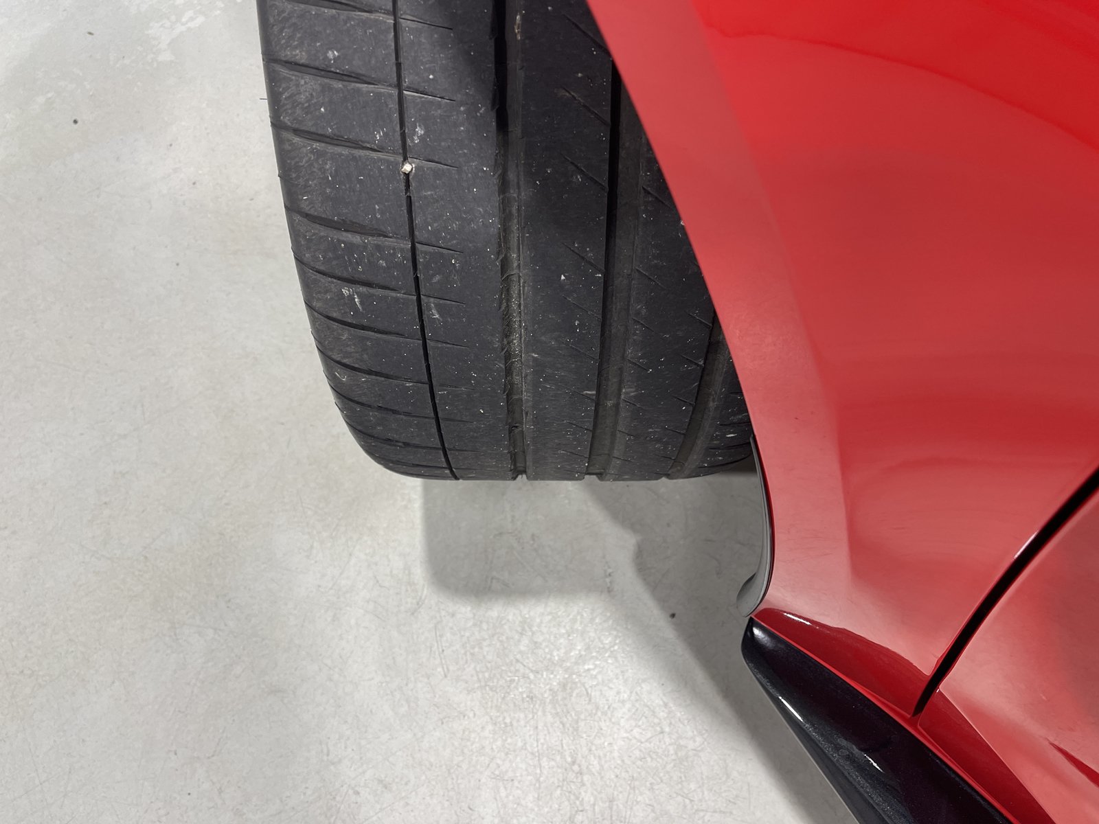 Used 2025 Chevrolet Corvette Z06 RWD image 11