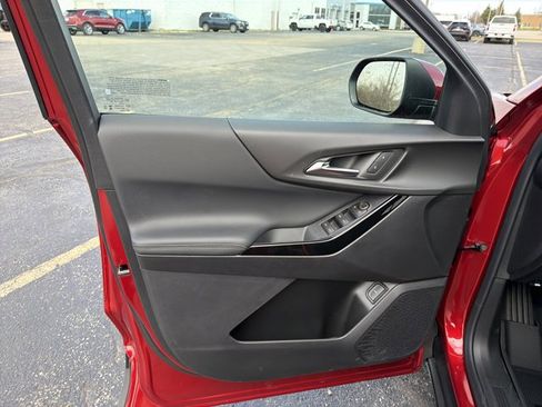 New 2026 Chevrolet Equinox LT image 10