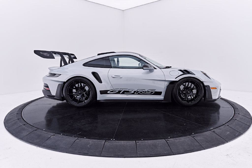 Used 2025 Porsche 911 GT3 RS RWD image 19