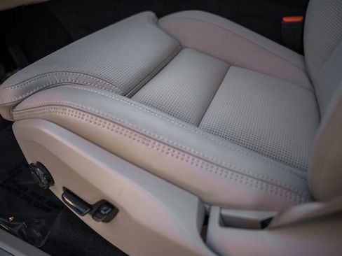 New 2026 Volvo XC90 T8 Ultra w/ Protection Package Premier image 36