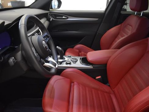 Used 2024 Alfa Romeo Stelvio Ti w/ Performance Driving Package AWD/4WD image 22