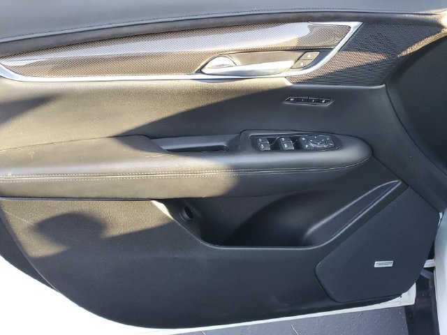 Certified 2019 Cadillac XT5 Platinum AWD/4WD image 16