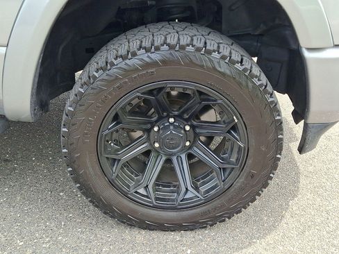 Used 2021 RAM 1500 Big Horn image 9