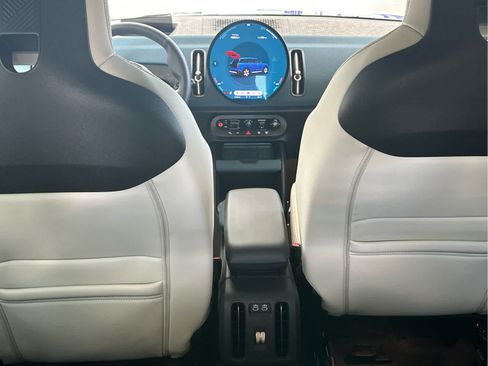 Certified 2025 MINI Cooper Countryman S AWD/4WD image 15