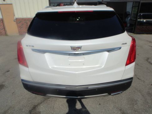 Used 2018 Cadillac XT5 Platinum AWD/4WD image 5