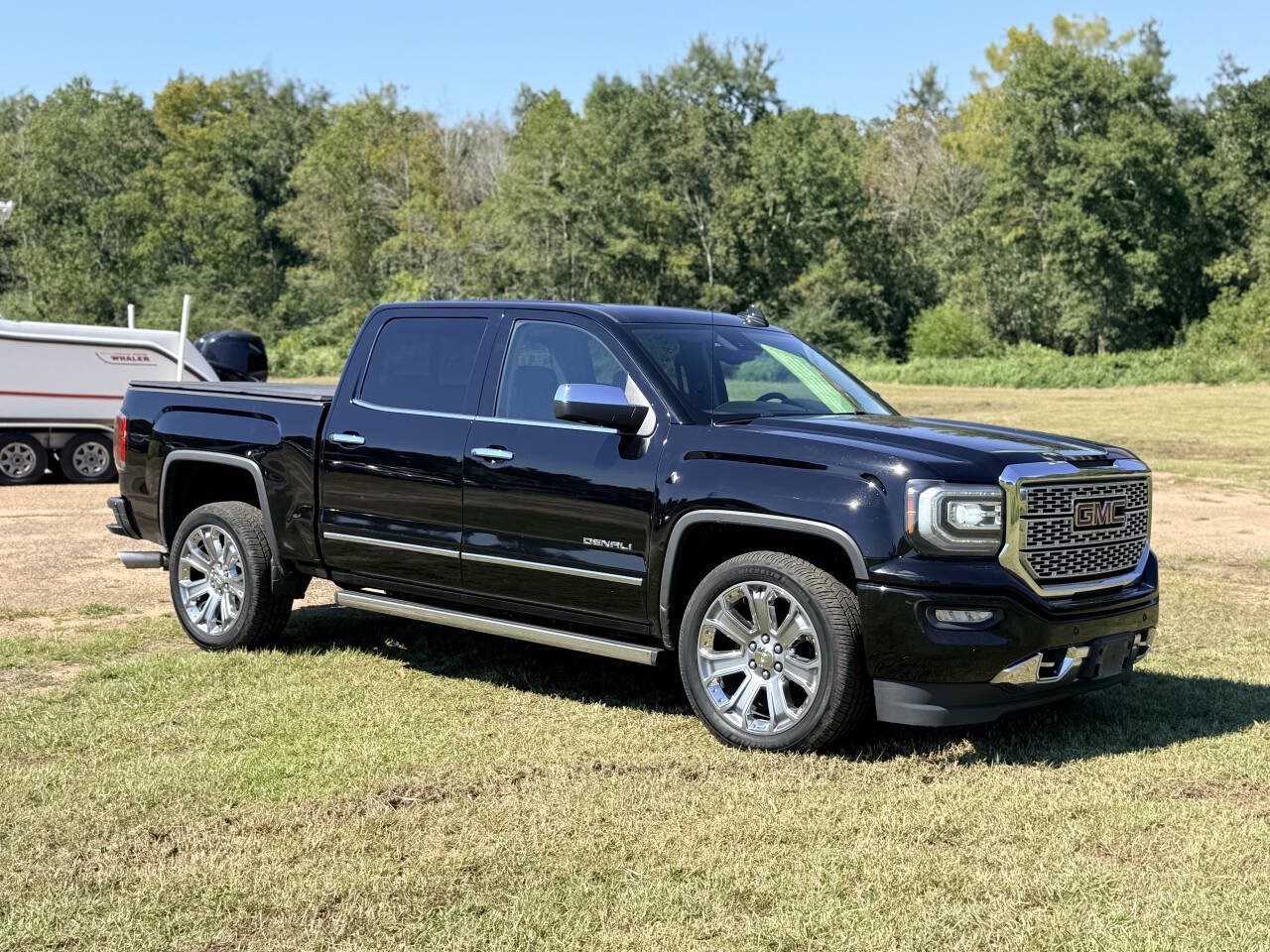 Used 2017 GMC Sierra 1500 Denali w/ Denali Ultimate Package AWD/4WD image 7