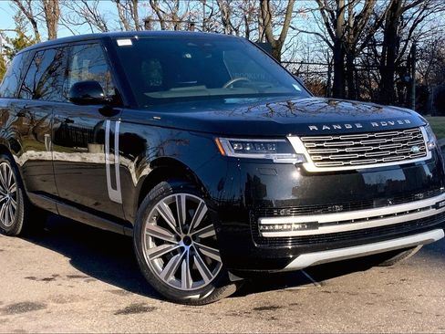 New 2026 Land Rover Range Rover Autobiography image 2