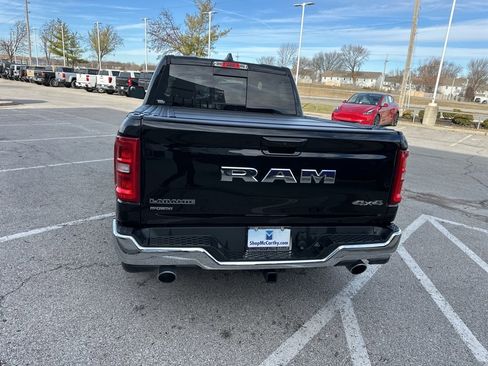 Used 2025 RAM 1500 Laramie image 24
