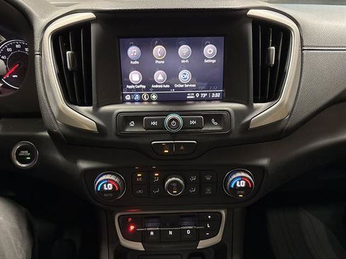 Used 2022 GMC Terrain SLE w/ Driver Convenience Package AWD/4WD image 10