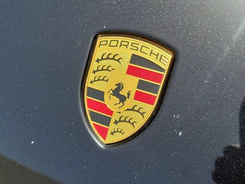 Used 2021 Porsche Macan AWD/4WD image 12