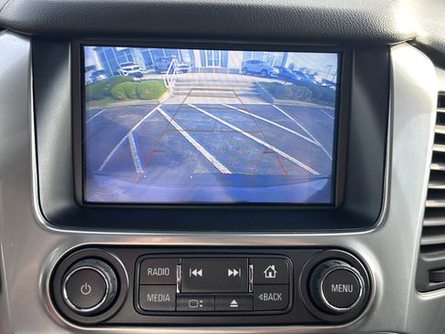 Used 2020 Chevrolet Suburban LT image 13