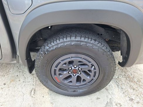 Used 2025 Nissan Frontier Pro-X w/ Pro Convenience Package RWD image 25