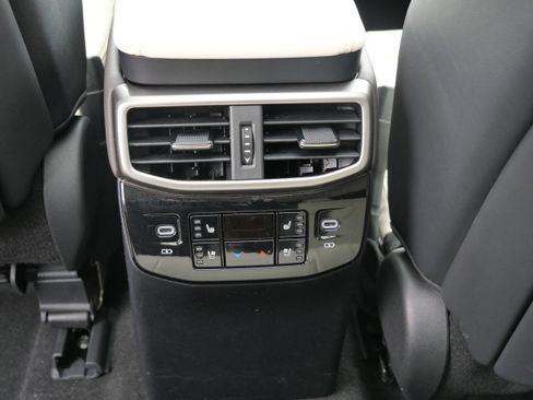 Used 2024 Lexus RX 350 w/ Convenience Package image 18