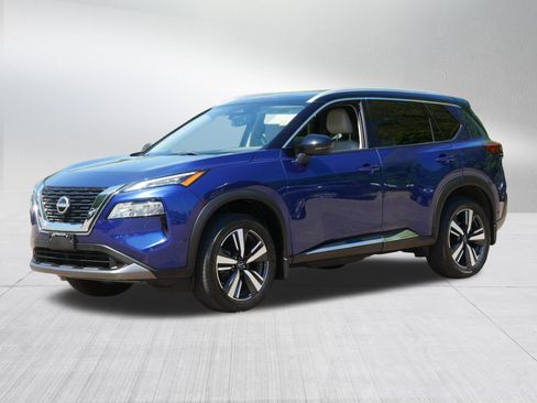 Certified 2023 Nissan Rogue SL w/ SL Premium Package AWD/4WD image 3