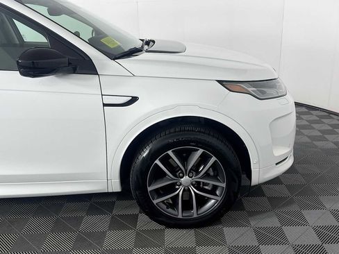 Used 2025 Land Rover Discovery Sport S image 32