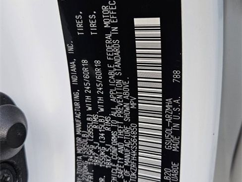 Used 2019 Toyota Highlander XLE image 14