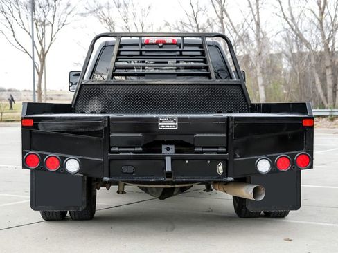 Used 2018 GMC Sierra 3500 Denali w/ Duramax Plus Package image 8