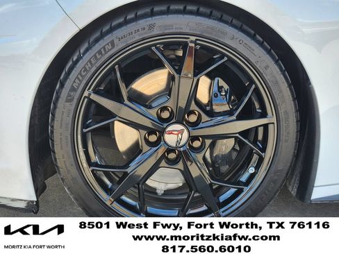 Used 2021 Chevrolet Corvette Stingray Preferred Cpe w/ Engine Appearance Package RWD image 9