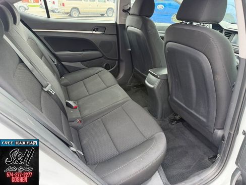 Used 2020 Hyundai Elantra SEL w/ Cargo Package (C1) FWD image 9