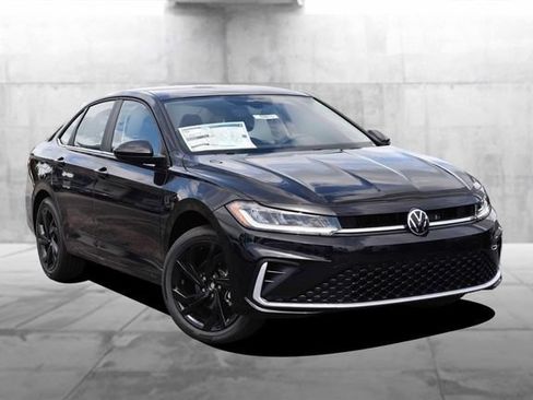New 2026 Volkswagen Jetta SE FWD image 2