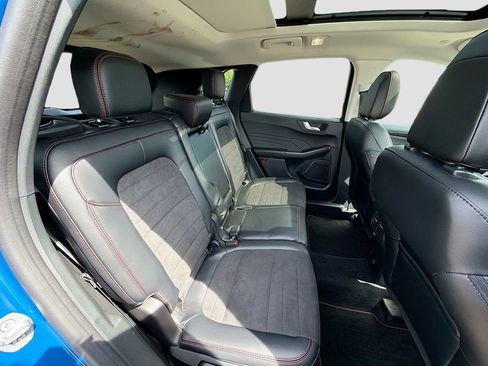 Used 2022 Ford Escape SEL w/ SEL Stealth AWD Package image 29