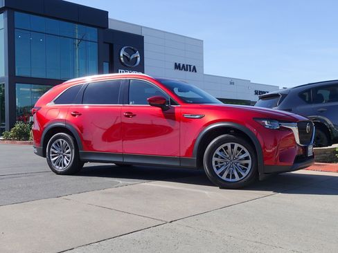 Used 2024 MAZDA CX-90 Plug-In Hybrid w/ Preferred image 4