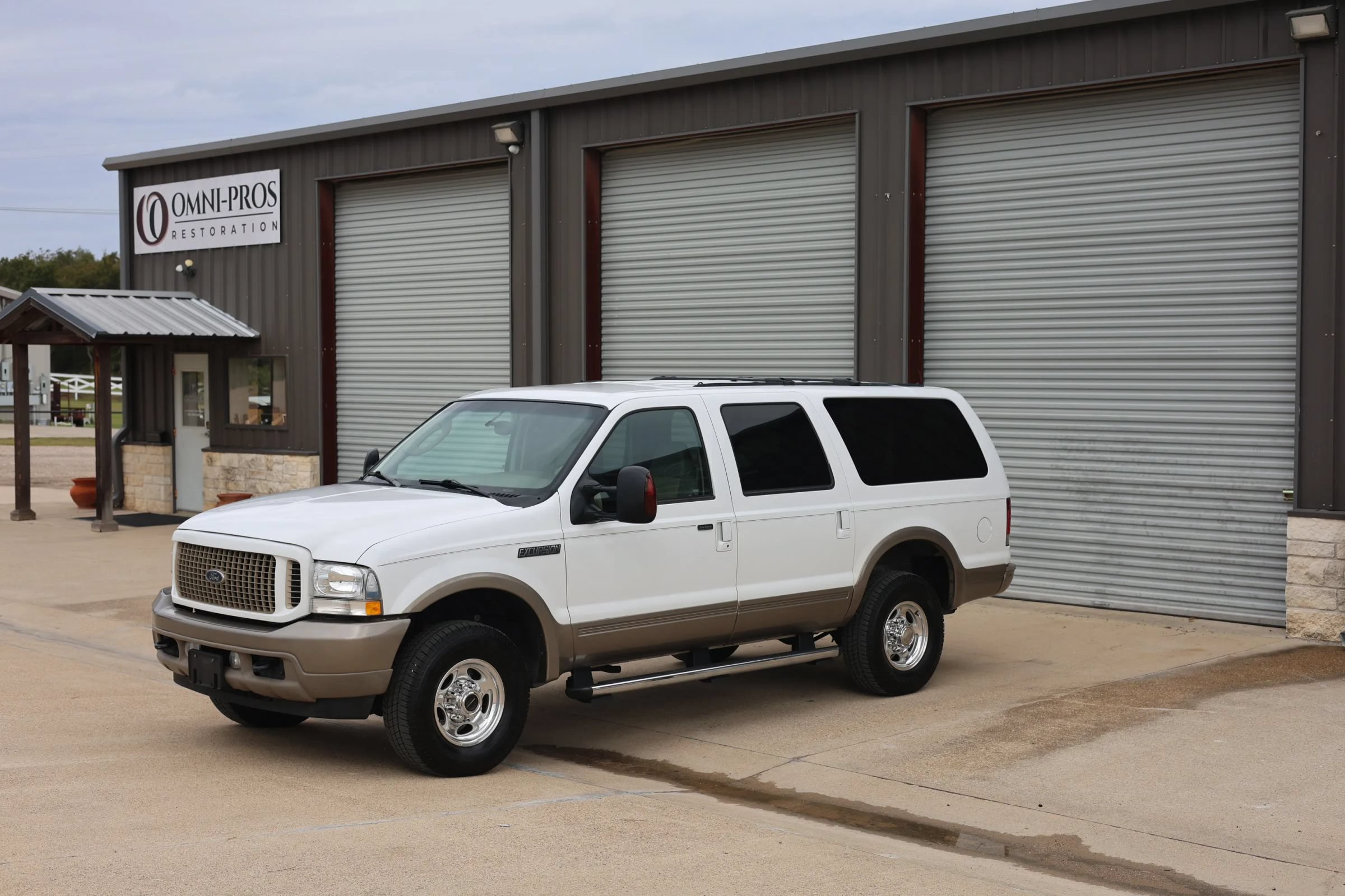 Used 2004 Ford Excursion Eddie Bauer AWD/4WD image 14