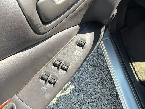 Used 2000 Chrysler Sebring JXI FWD image 11