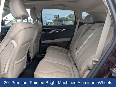 Used 2023 Lincoln Nautilus Reserve w/ Equipment Group 201A image 16